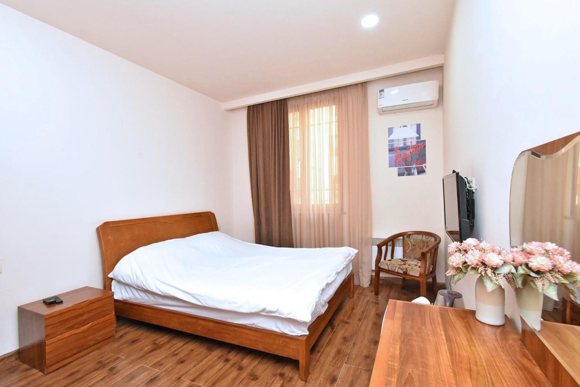 Yars Apartments Yerevan Exterior photo